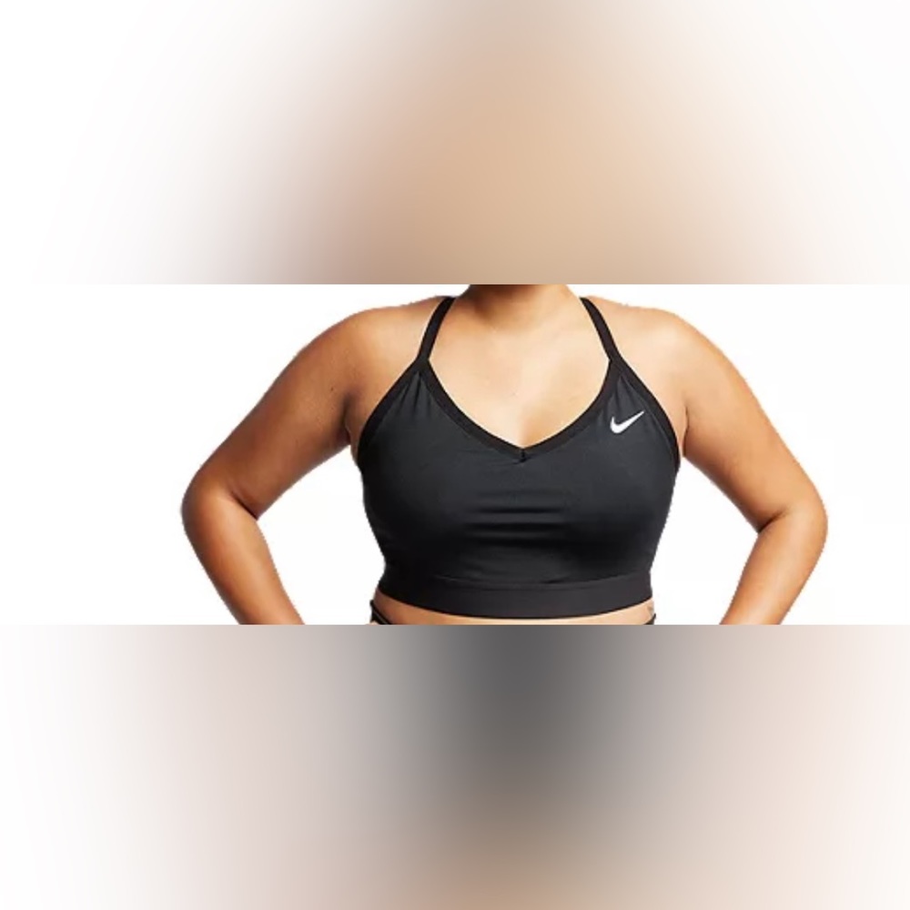 Nike Women's Indy Light Plus Size Sports Bra